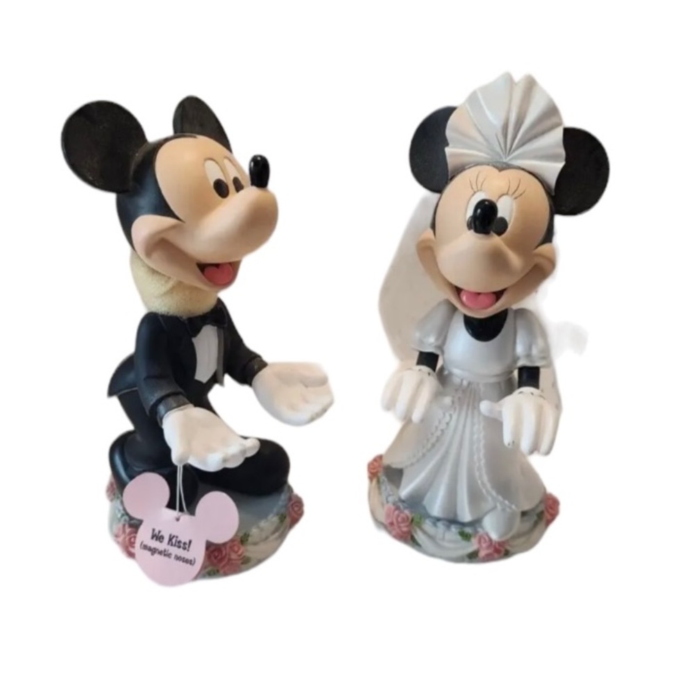 Walt Disney World Mickey And Minnie Bride And Groom Bobble Head figurines NEW